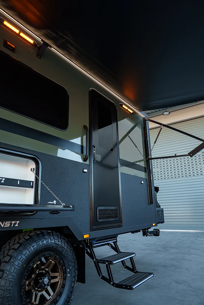 Rampage X interior