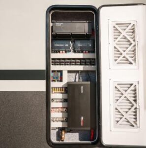 Redarc Alpha Power Management Systems – Alpha50